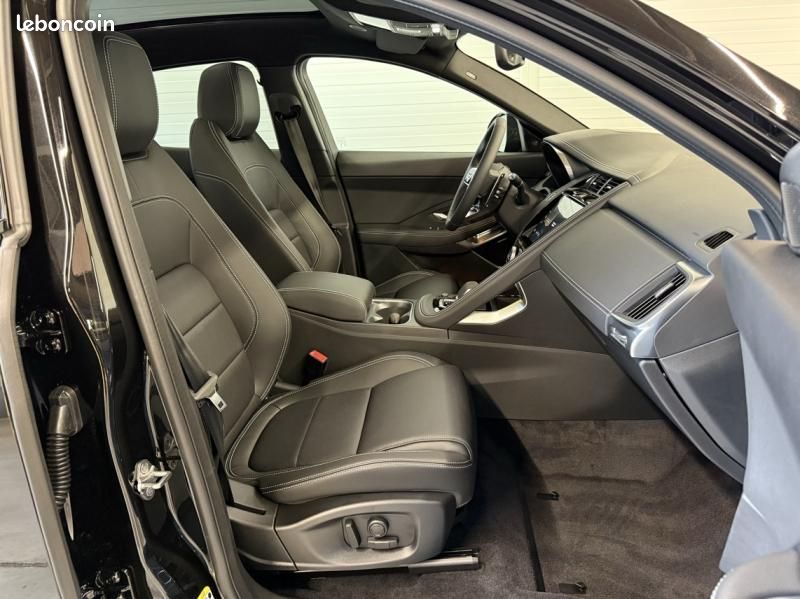 Jaguar E-Pace P270e PHEV 269ch R-Dynamic SE (image 14)