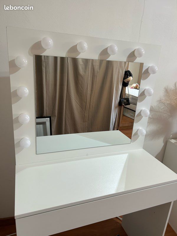 Coiffeuse à led (image 1)