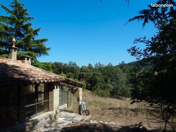 Mas 9 pièces 149 m²