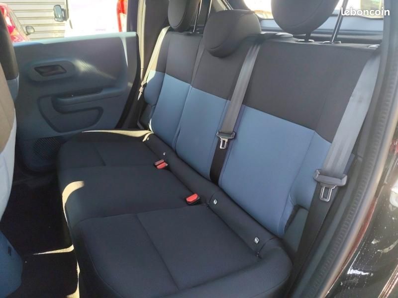 Fiat Grande Panda 1.2 Hybrid Turbo 110ch Icône eDCT6 (image 10)