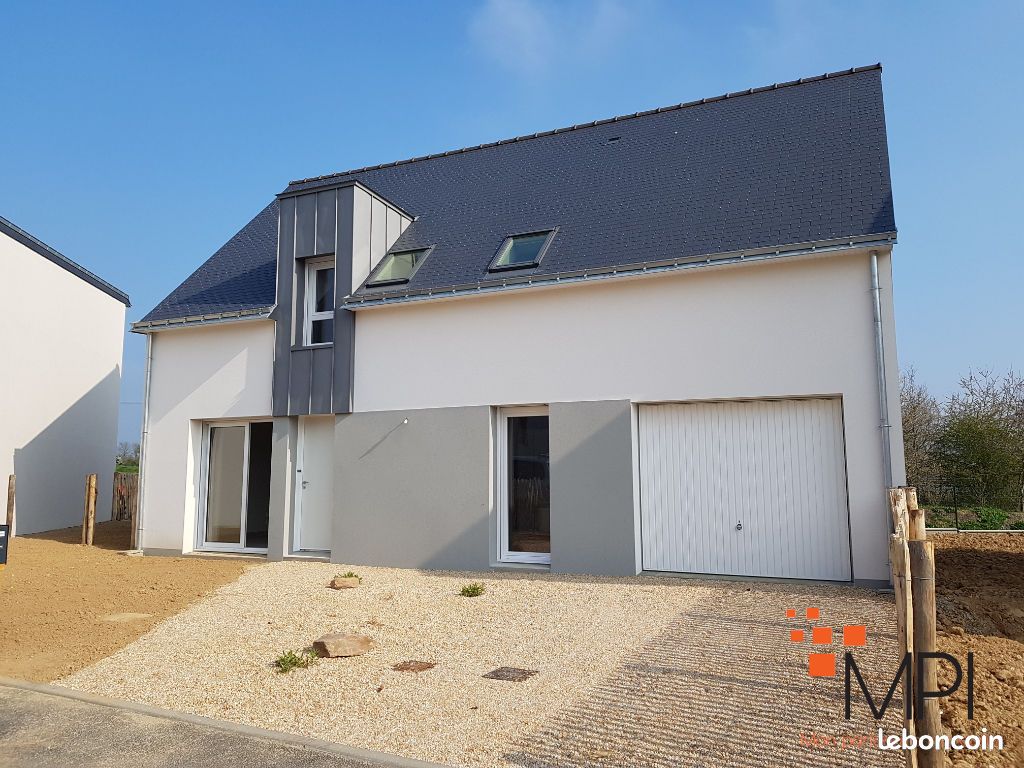 Maison 6 pièces 102 m² · à L'Hermitage · 102 m² · 1 100 €/mois