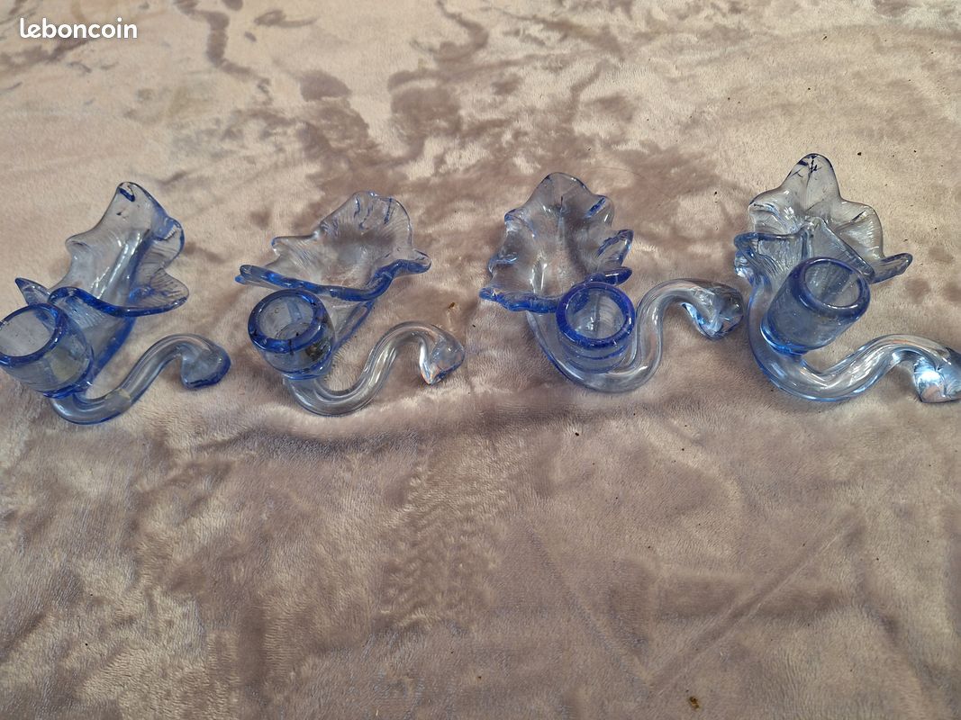 Bougeoires en verre bleu (image 2)