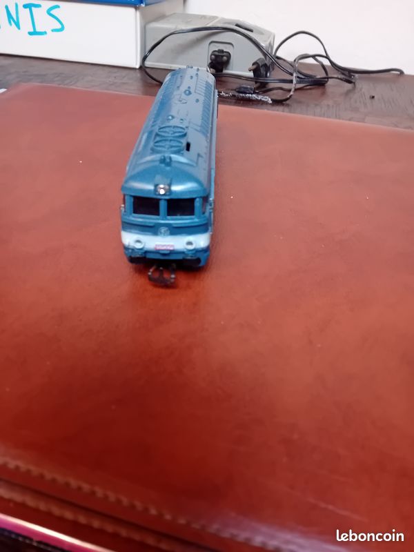 Lot De 3 Feux De Marque Jouef + 1 Non Identifié Pour Modèle Ferroviaire - à Réviser