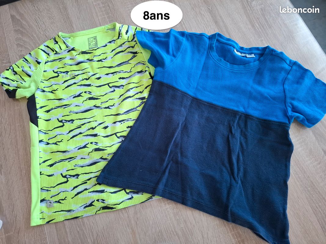 Lot 2 T-shirts 8 ans (image 1)