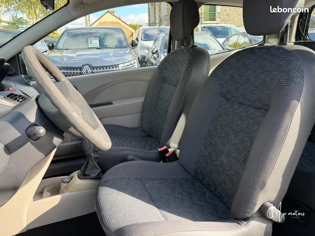 Renault Twingo 1.2 75 AUTHENTIQUE / GARANTIE 12 MOIS (image 8)