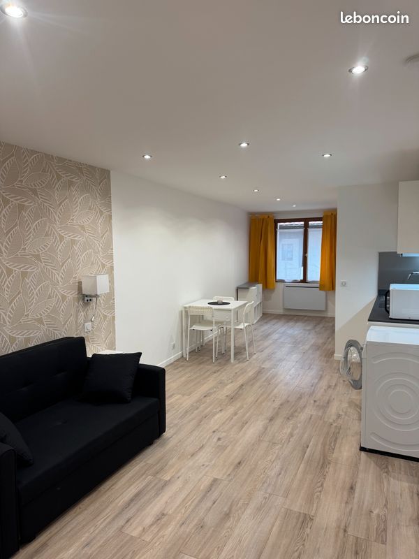 Appartement 1 pièce 28 m² · à Annecy · 28 m² · 1 050 €/mois