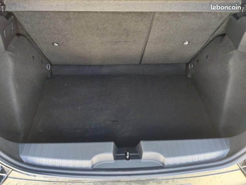 Fiat Grande Panda 1.2 Hybrid Turbo 110ch Icône eDCT6 (image 6)