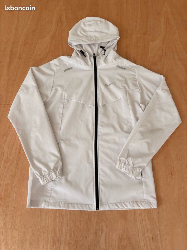 Veste blanche Nike taille L (image 1)