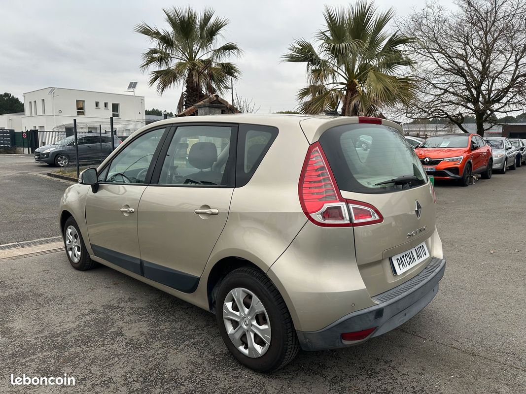 Renault scenic iii 3 1.5l dci 105ch expression (image 2)