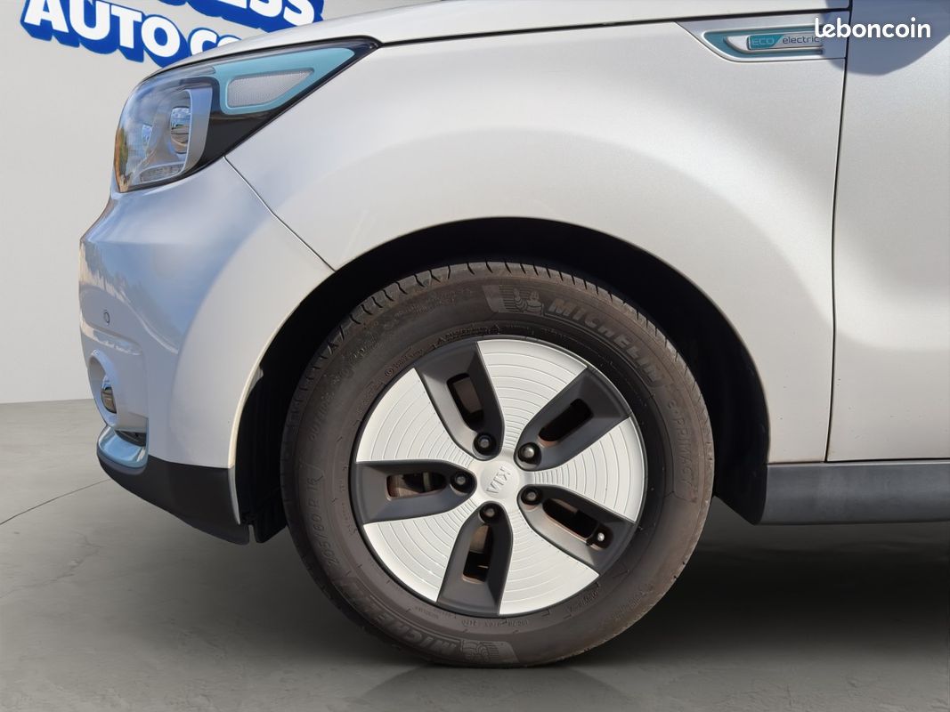 Kia SOUL EV Ultimate / SUIVI COMPLET / SOH 61%) (image 25)