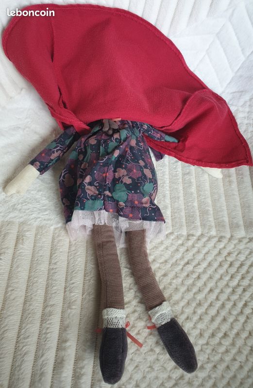GRANDE POUPÉE Le Petit Chaperon Rouge IL ÉTAIT UNE FOIS MOULIN ROTY (image 3)