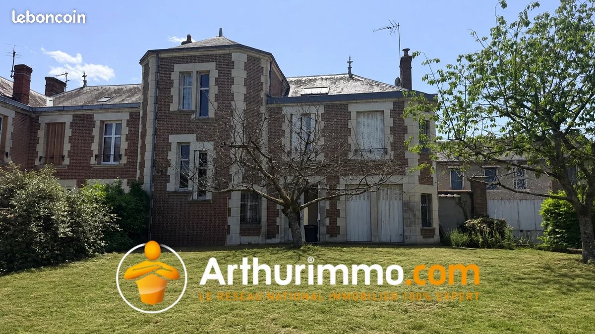 Maison 5 pièces 238 m² · à Argent-sur-Sauldre · 238 m² · 159 900 €