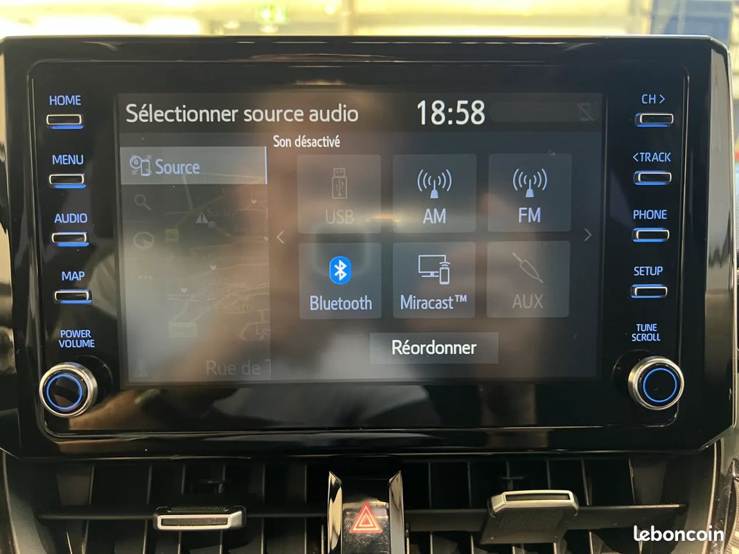 TOYOTA Corolla Touring Sport 2.0 Hybrid 184ch Design - TOIT OUVRANT - ENTRETIEN COMPLET TOYOTA (image 23)