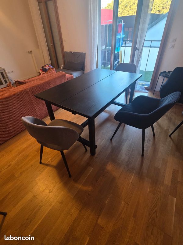 Table à manger extensible bon état dix places (image 7)