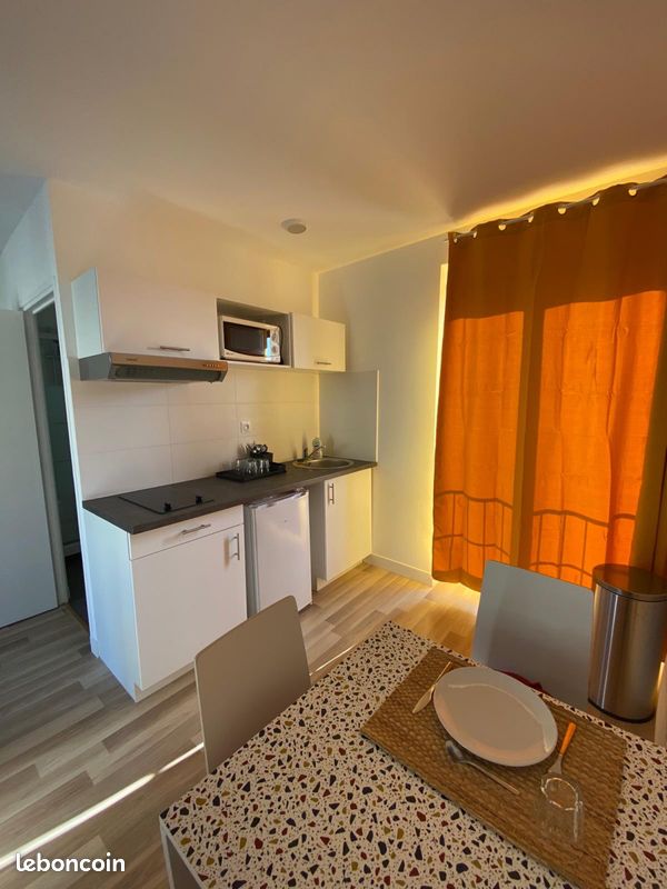 Studio meublé - Poitiers 86000 (image principale 1)