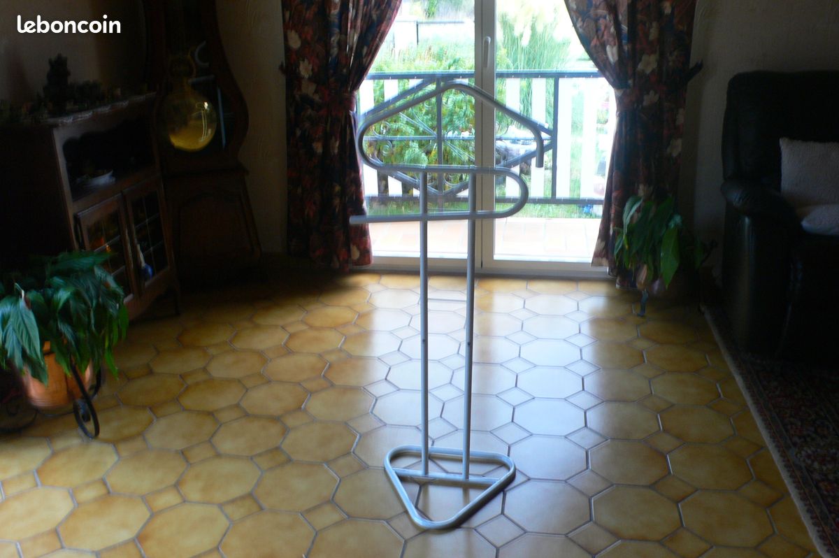 Valet de nuit (image 1)