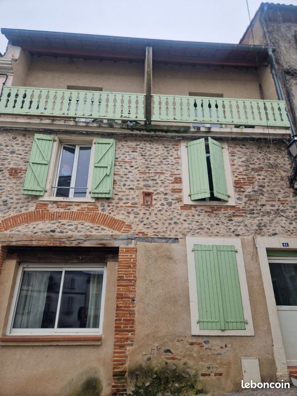 Immeuble 220 m² · à Cazères · 220 m² · 271 000 €