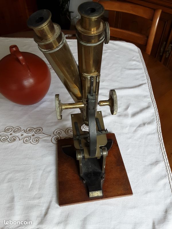 Microscope ancien (image 2)