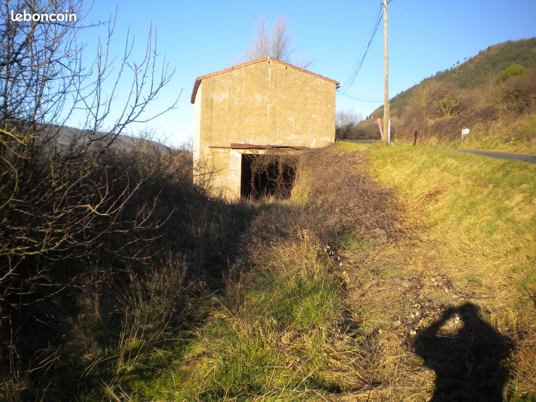 Terrain aveyron · à Saint-Félix-de-Sorgues · 70 000 €