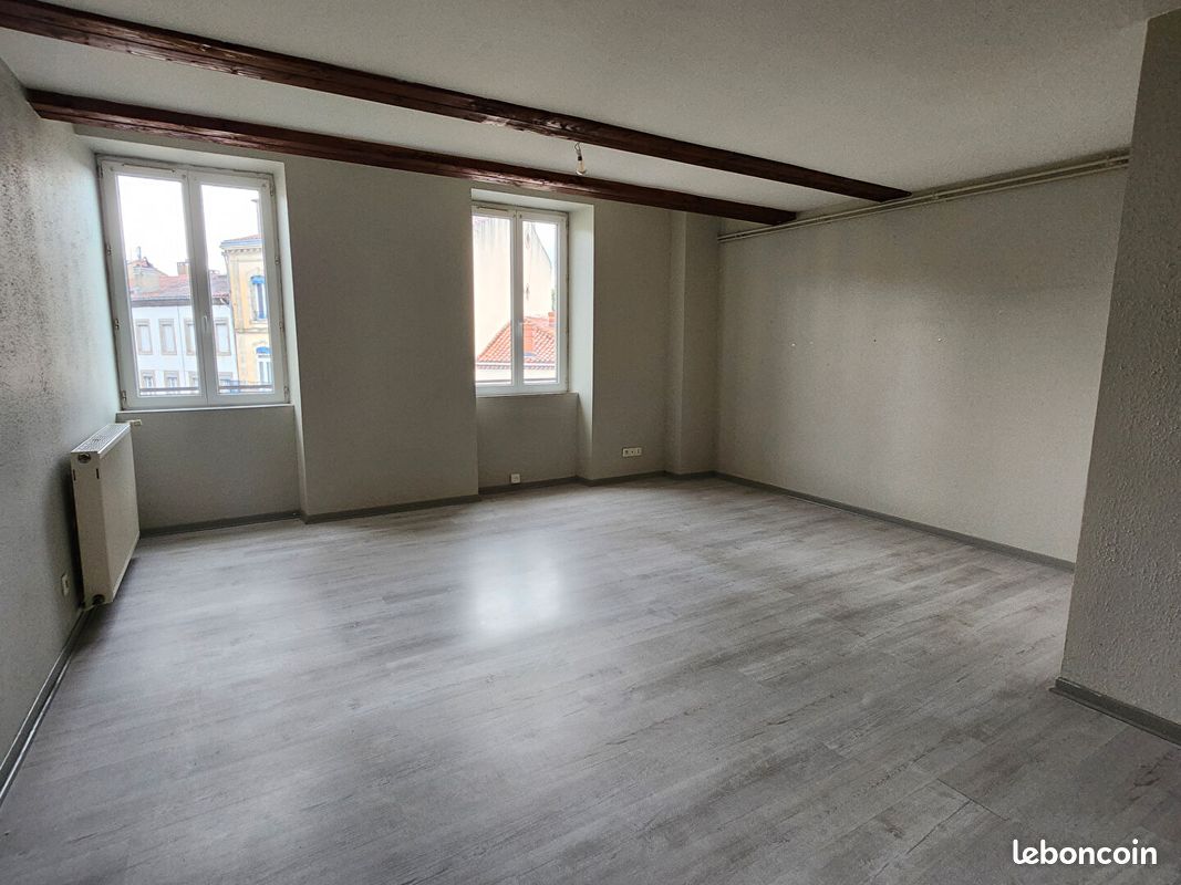 Appartement 4 pièces 82 m² · à Mazamet · 82 m² · 580 €