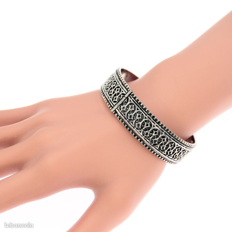 Bracelet jonc Touareg en Argent Motif Croix d'Agadez | Vintage Années 1970 à 1990 (image 2)