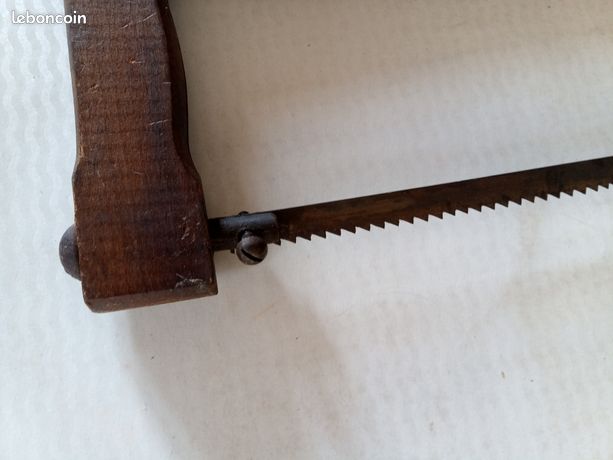 ANCIEN OUTIL DE Menuisier Plane A Bois De Charpentier Scie Ciseaux