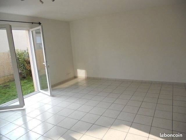Maison 3 pièces 88 m² · à Aussonne · 88 m² · 858 €
