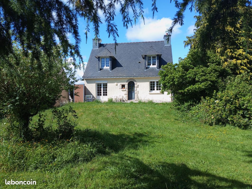 Maison 4 pièces 125 m² · à Peillac · 125 m² · 165 000 €