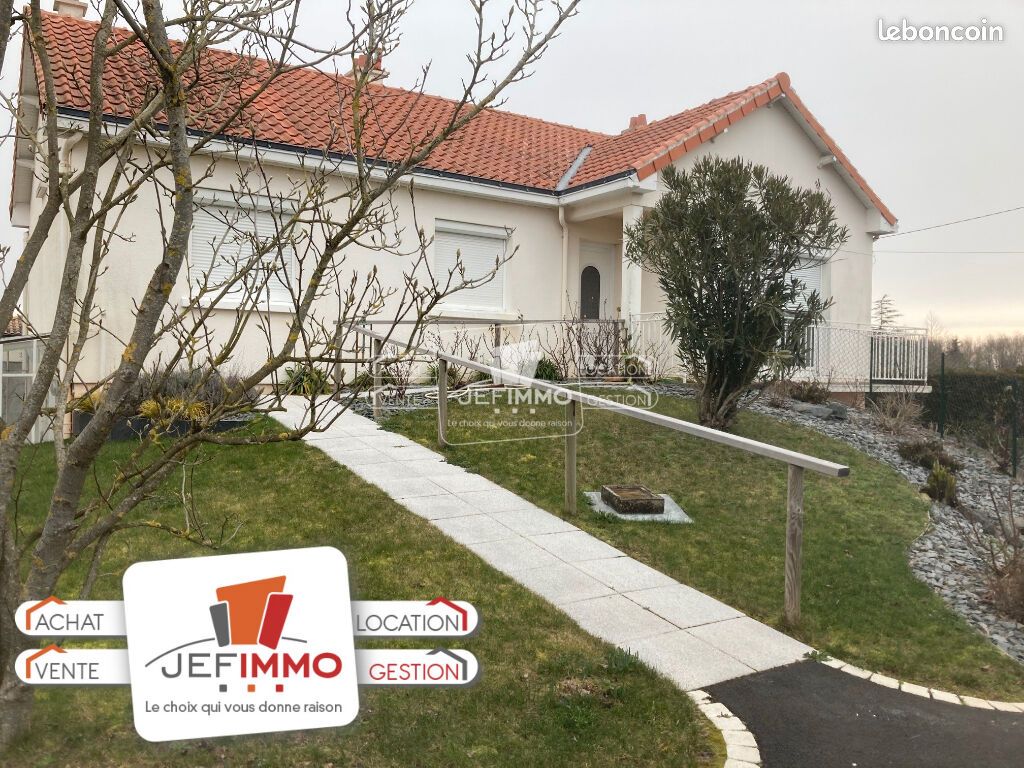 Maison 4 pièces 85 m² · à Saint-Julien-de-Concelles · 85 m² · 1 021 €