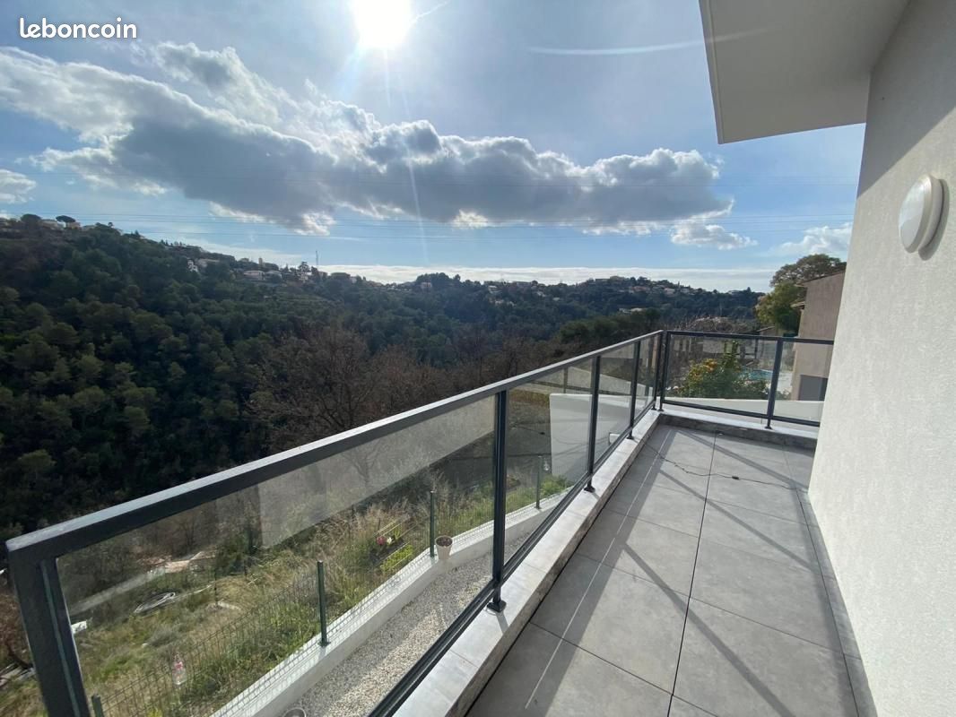 Maison 4 pièces 100 m² · à Nice · 100 m² · 1 928 €