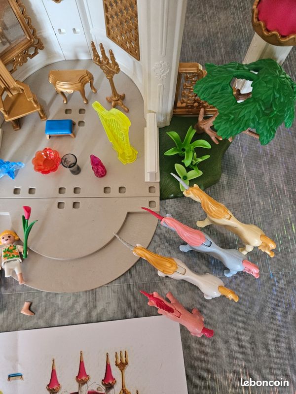 Lot de 5 boîtes Playmobil theme princesse (image 7)