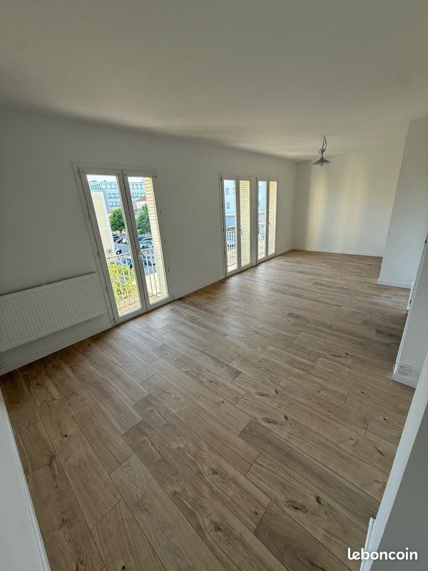 Appartement 3 pièces 72 m² · à Valence · 72 m² · 900 €