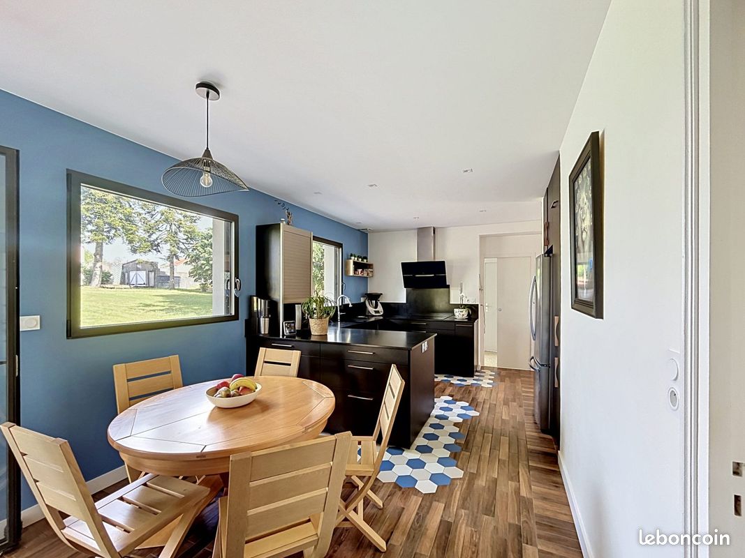 Maison 12 pièces 290 m² · à Gétigné · 290 m² · 569 250 €