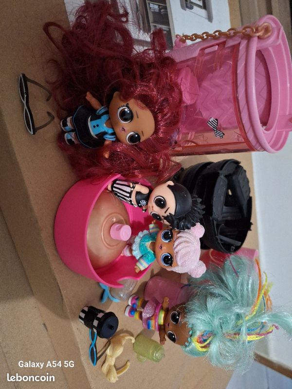 Petites Poupées LOL et accessoires (image 1)