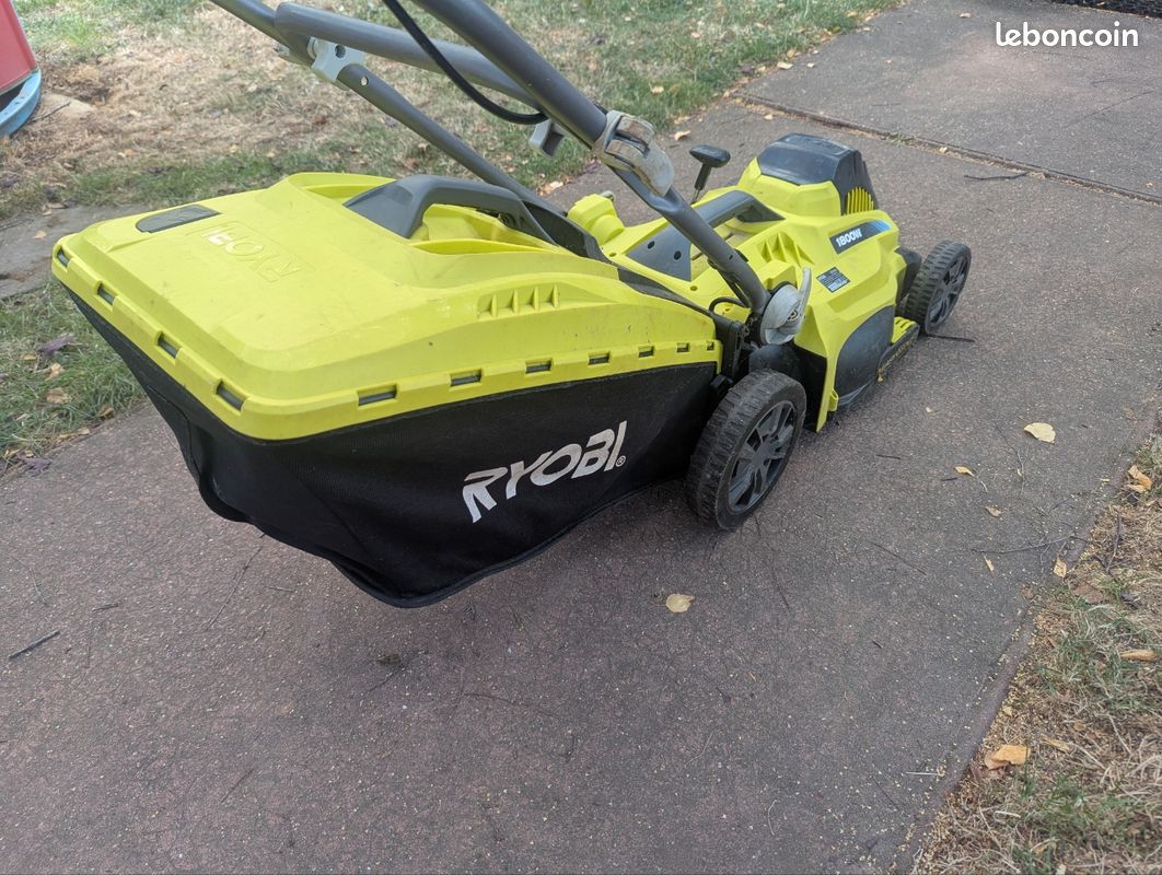 Tondeuse RYOBI 1800 w (image 4)