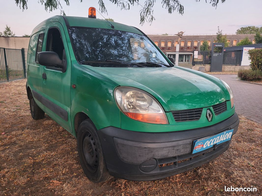 Renault kangoo fourgon phase 2 1.5 dci 80 ch (image 1)