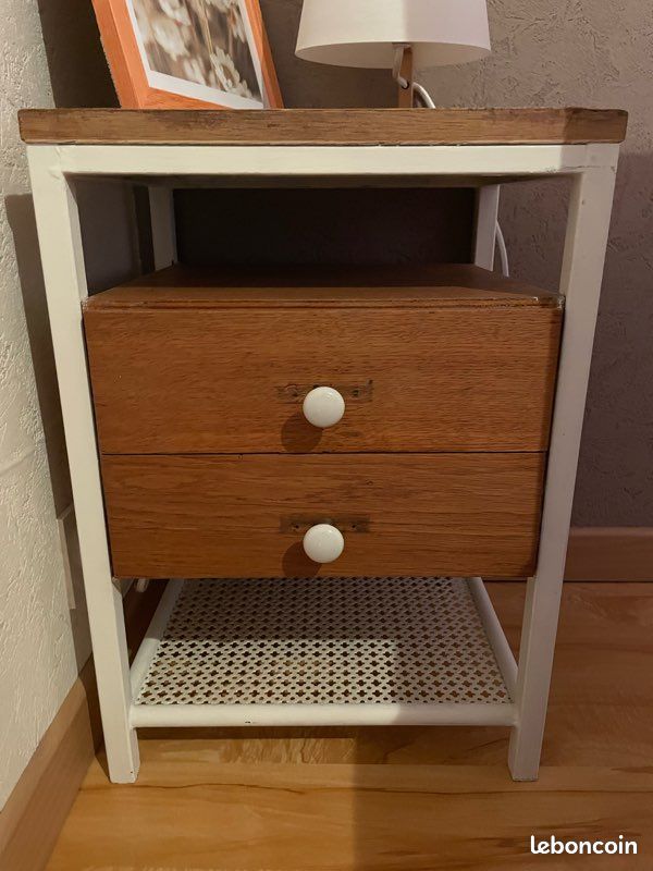 Lot 2 tables de chevet / nuit (image 1)