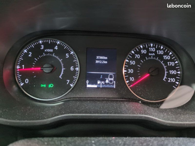 Voiture, Dacia, essence GPL (image 3)