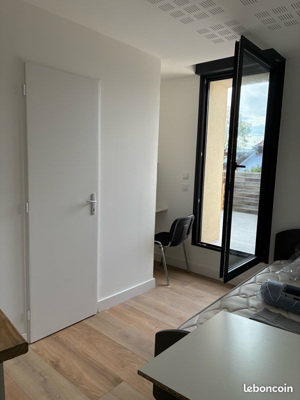 Appartement 1 pièce 11 m² · à Gaillard · 11 m² · 800 €/mois