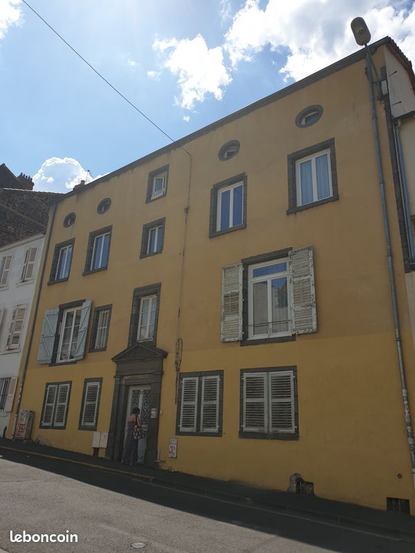 Appartement 1 pièce 33 m² · à Clermont-Ferrand · 33 m² · 431 €
