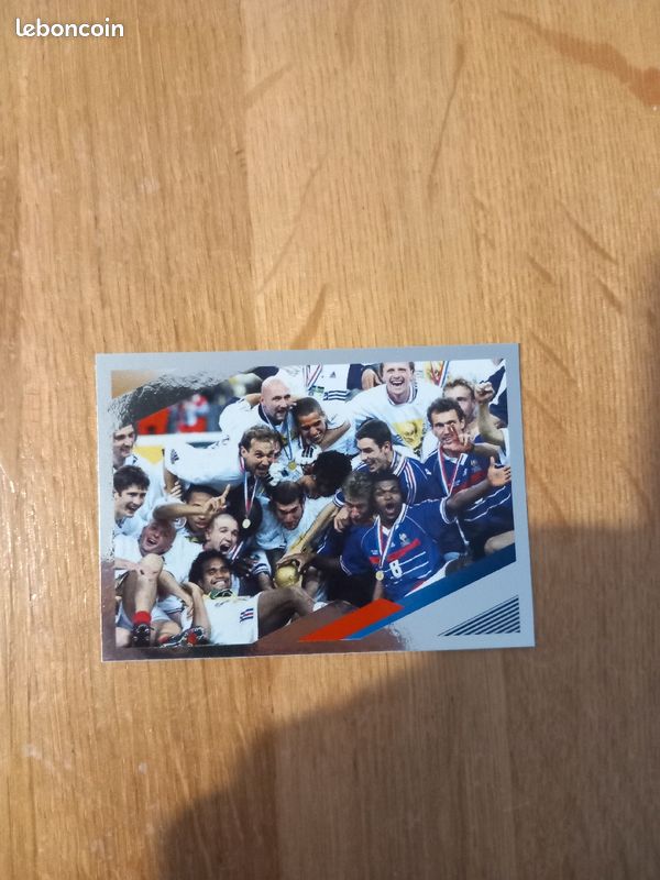 Carte Argent 80 France FFF Panini Family Carrefour (image 1)