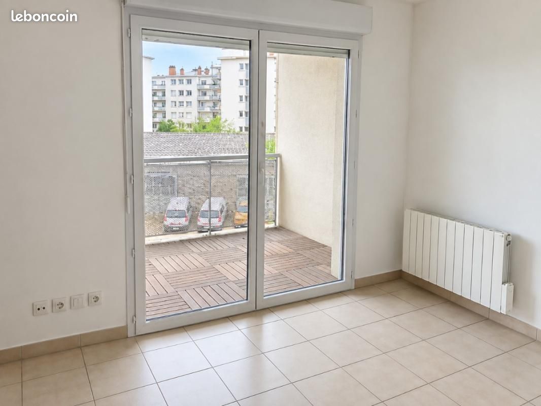 Appartement 3 pièces 58 m² · à Tassin-la-Demi-Lune · 58 m² · 887 €/mois
