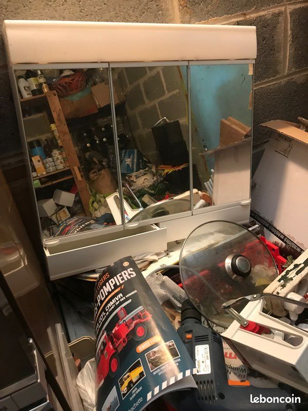 À vendre armoire de toilette (image 1)