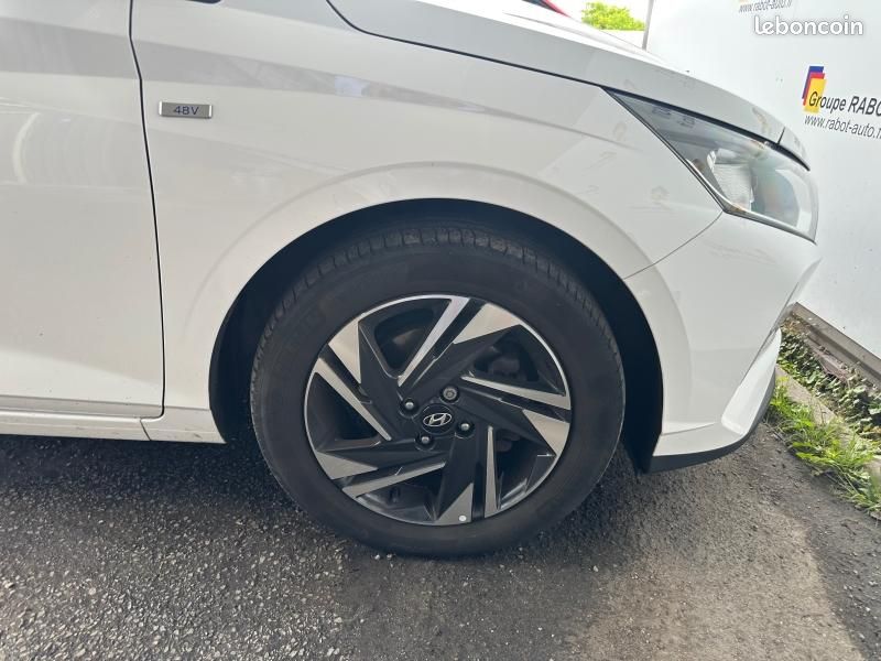 Hyundai i20 1.0 T-GDi 100ch Hybrid Intuitive (image 29)