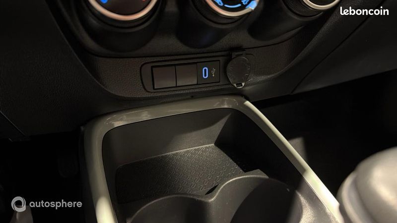 Toyota Aygo X 1.0 VVT-i 72ch Design S-CVT MY24 (image 30)