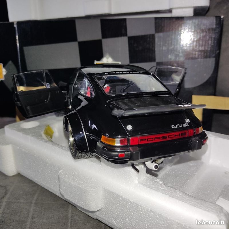 Exoto: A 1:18 Scale Model Of A Racing Legends Porsche 934rsr 56 Manufacturer Exoto Boxed Contents Appear In A Very Good And Clean