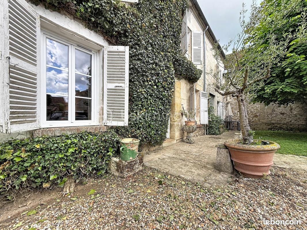 Maison 7 pièces 200 m² · à Ableiges · 200 m² · 595 000 €