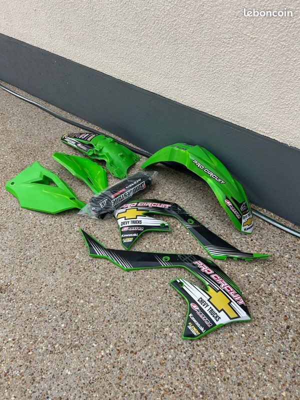 Kit plastiques kxf (image 2)