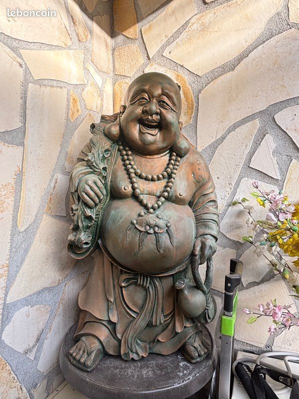 Statue Bouddha rieur – 83 cm – Résine effet bronze (image 1)