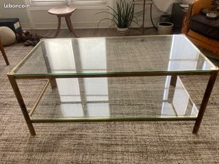 Table basse en bronze poli à double plateau de verre, travail Français attribué à Jacques Quinet pour Maison Malabert (image 8)